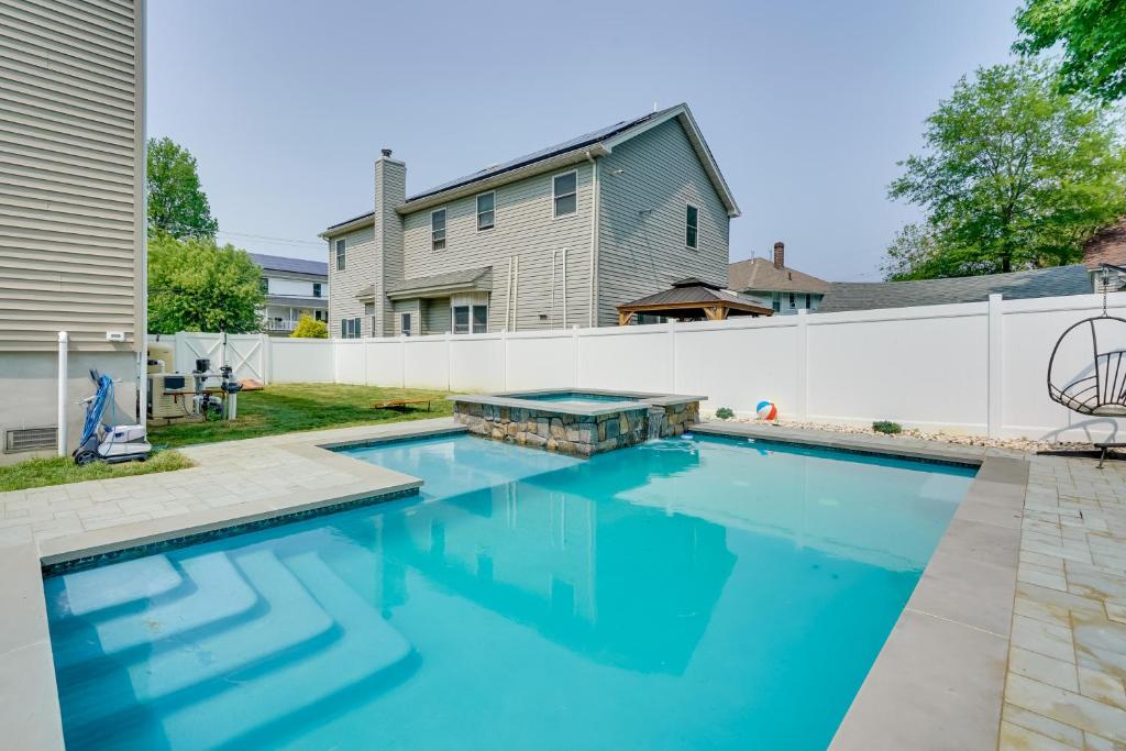 Hot Tub (Jacuzzi) - Photo 3