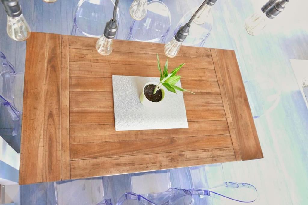 10 guest Ski Chalet Pools Golf Ski Hike - Image 5