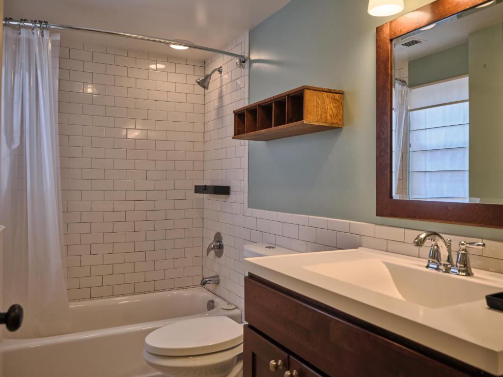 Hot Tub (Jacuzzi) - Photo 3