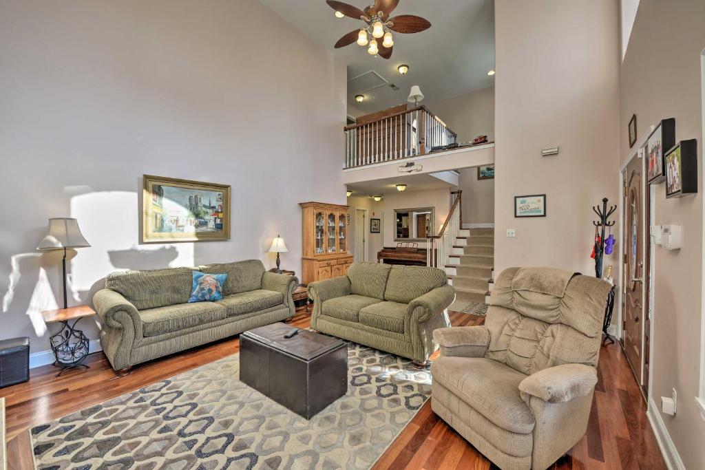Cape May Getaway with Private Deck and Hot Tub! - Image 6