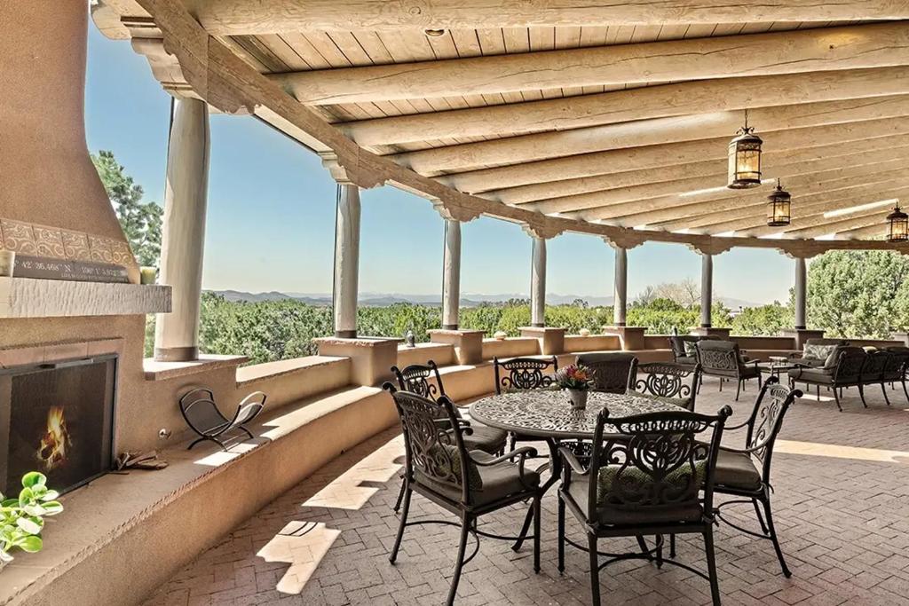 Villa Namaste-Mountain View Home