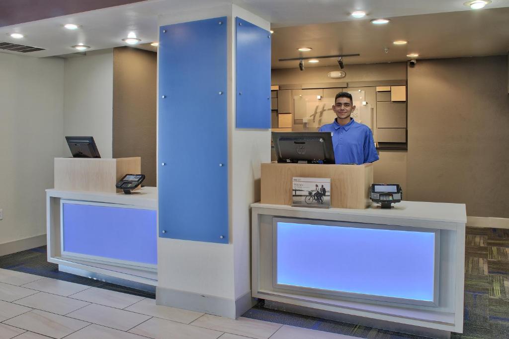 Holiday Inn Express Santa Rosa by IHG - Image 7