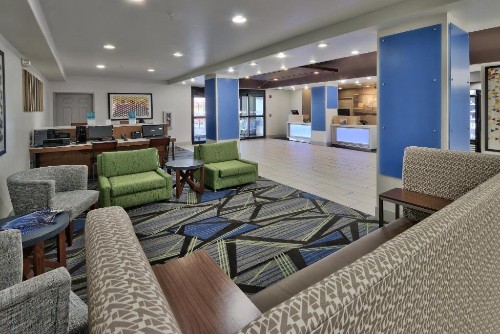 Holiday Inn Express Santa Rosa by IHG - Image 5