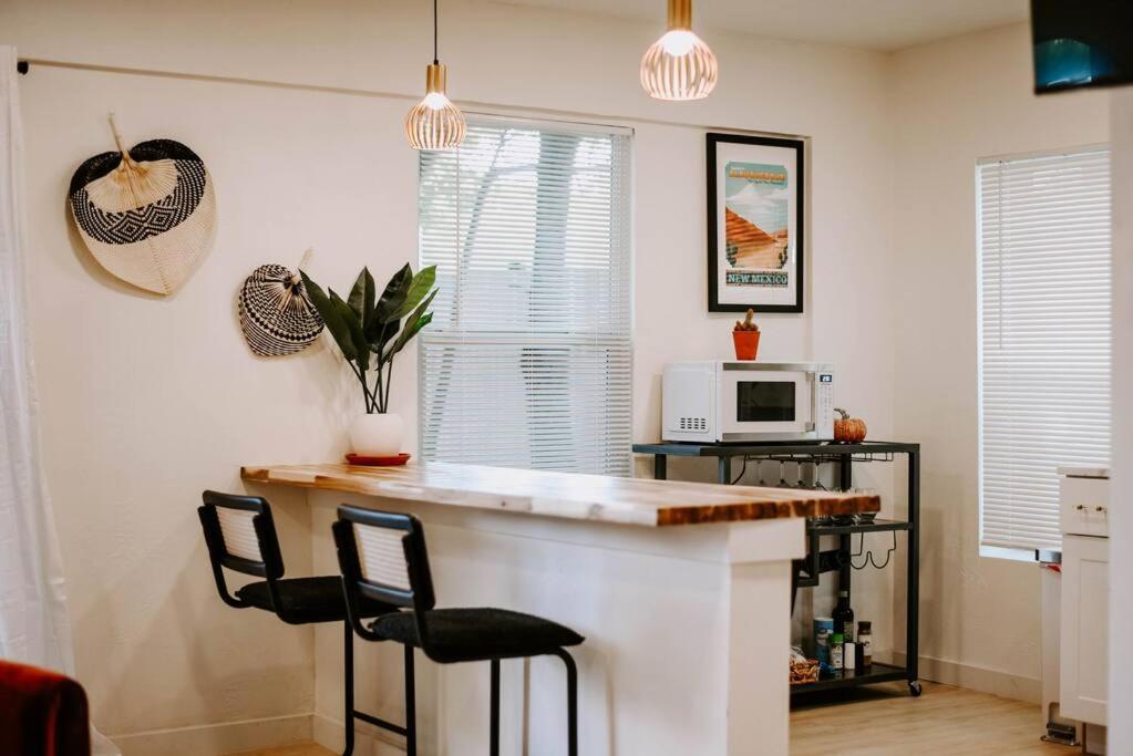 Saguaro at Cactus Flower-HOT TUB-Pet Friendly-No Pet Fees! - Image 4