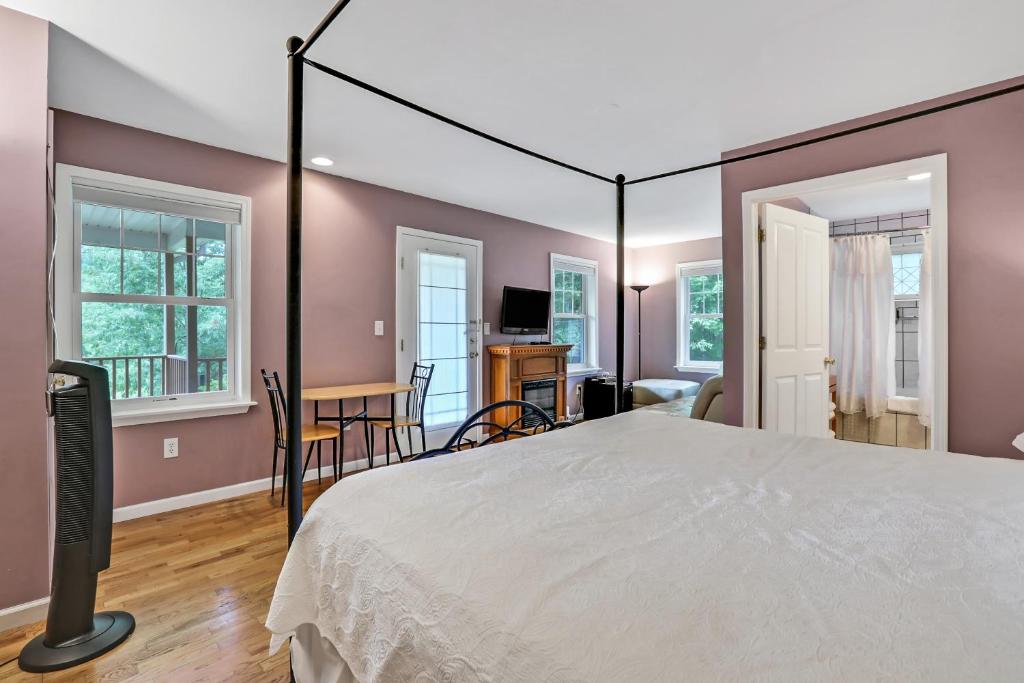 Moondance Ridge Suites - Image 4