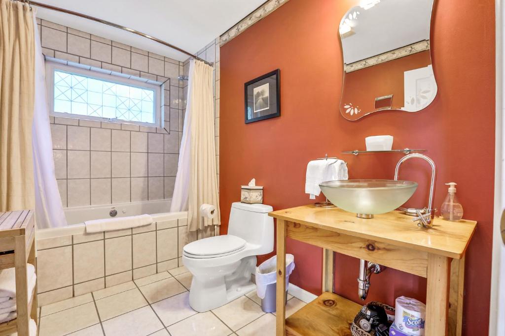 Hot Tub (Jacuzzi) - Photo 3