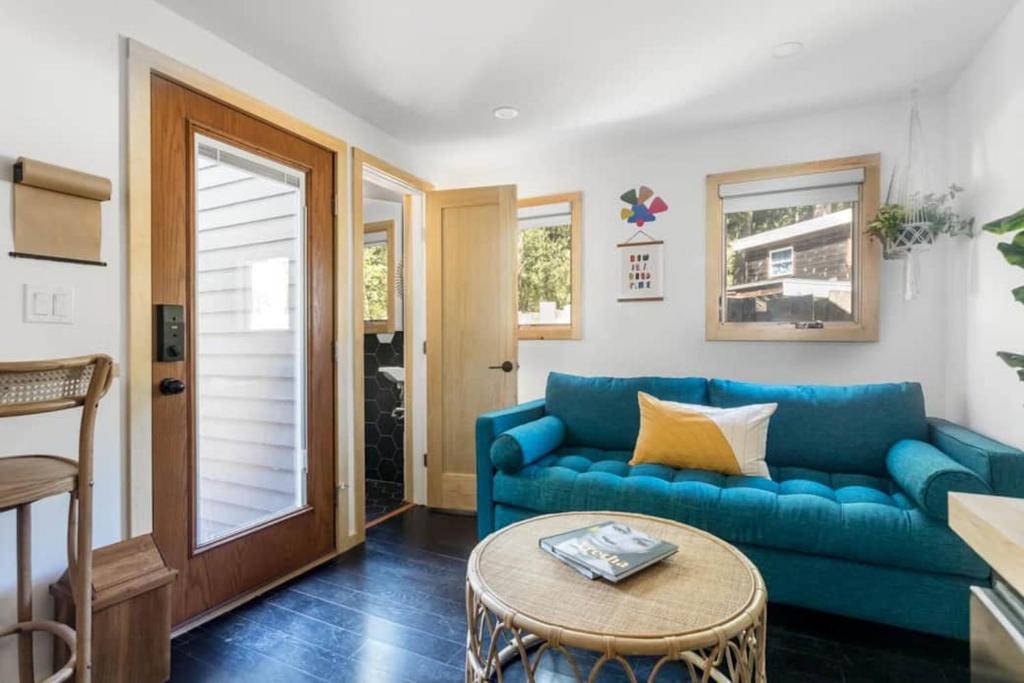 The Herwood Inn - Image 8