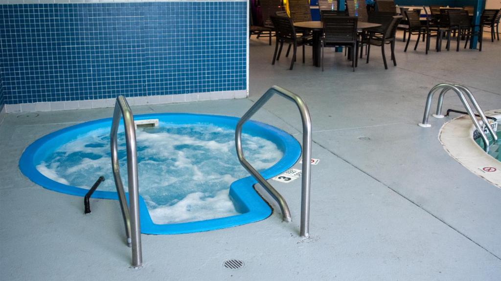 Fort William Henry Hotel