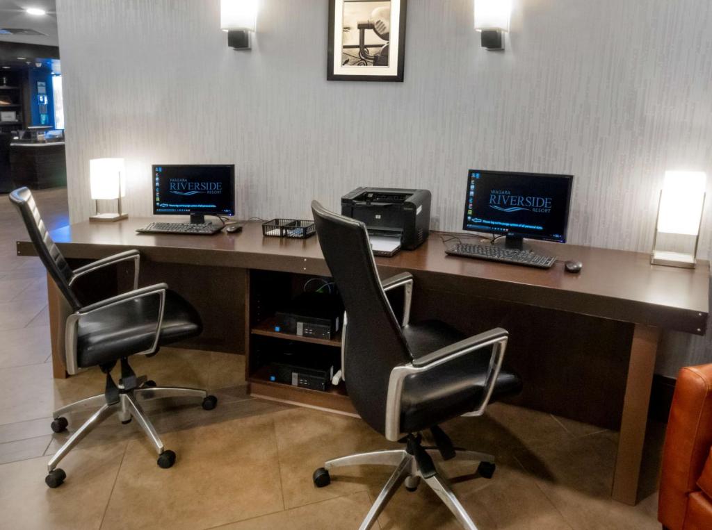 Crowne Plaza Niagara Falls NY - Riverside by IHG - Image 4