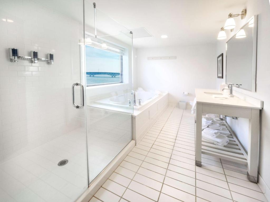 Crowne Plaza Niagara Falls NY - Riverside by IHG