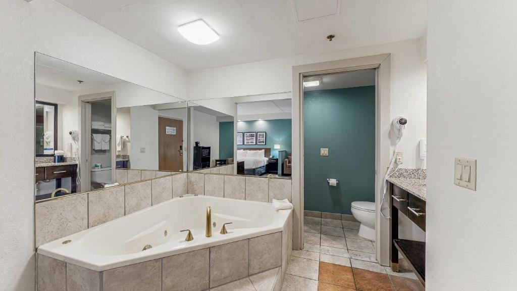 Sleep Inn & Suites Buffalo Airport