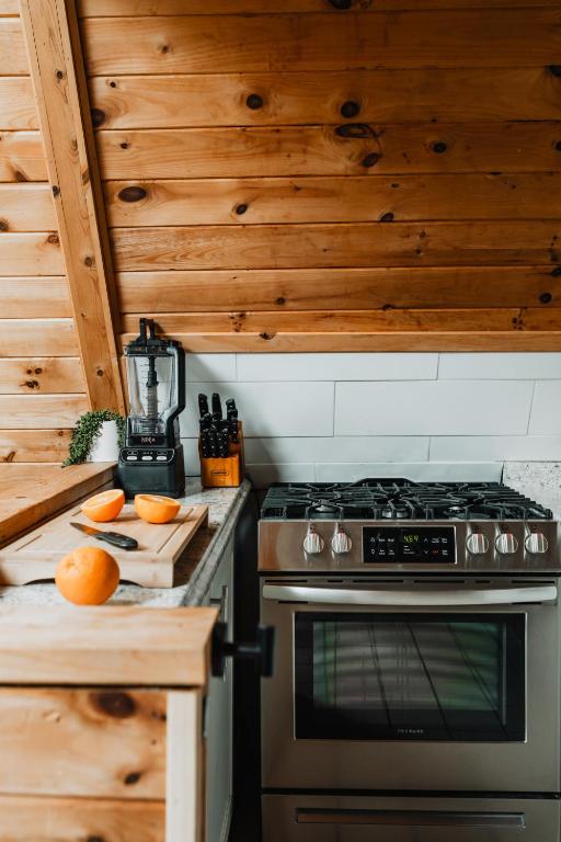 Rustic Escape UTV, Tub, Trails & Fire Pit 25 acre - Image 7