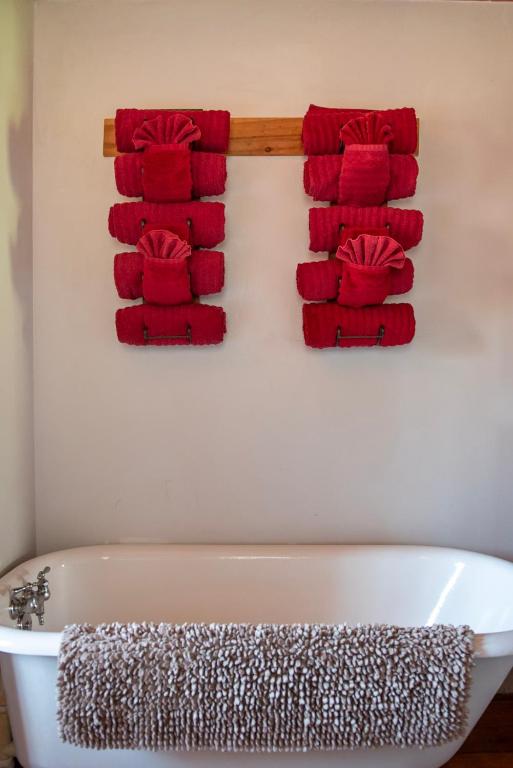 Mill Creek Cabins - Image 7