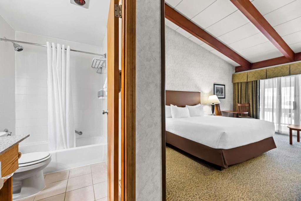 Hot Tub (Jacuzzi) - Photo 2