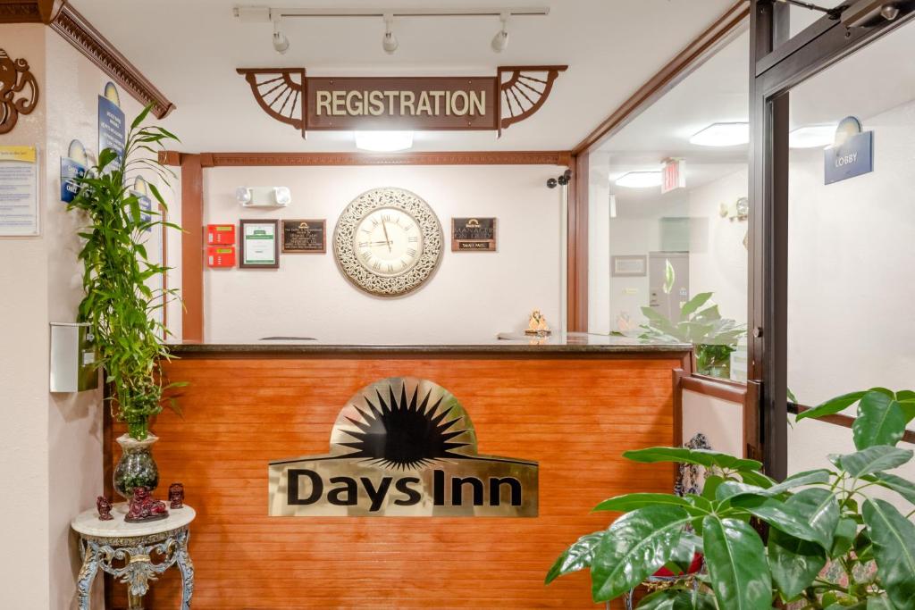 Days Inn by Wyndham Wurtsboro - Image 8