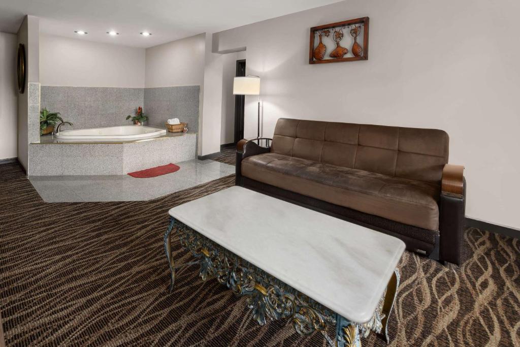 Days Inn by Wyndham Wurtsboro