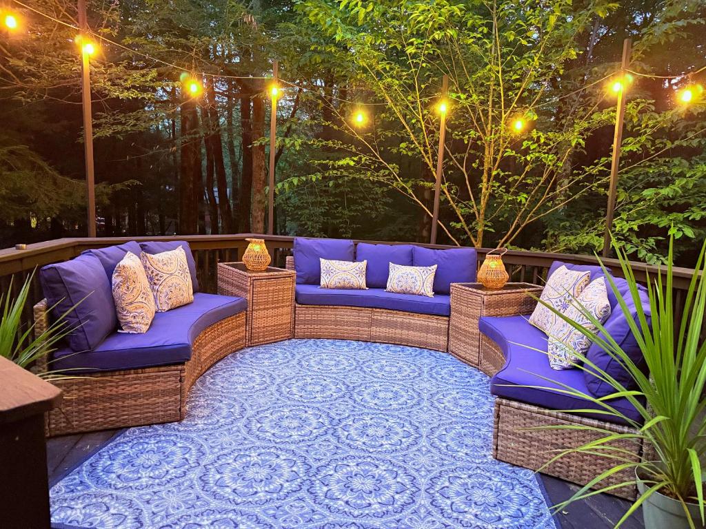 Bethel Escape Hot Tub 4 beds Game Room and Fire pit Fully Stocked Kitchen - Image 4