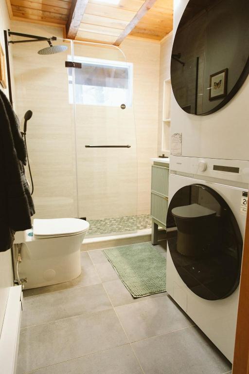 Cozy Cabin near Lake Placid, Whiteface-King, Ice Barrel, Hot Tub - Image 8