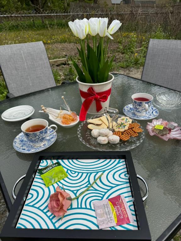 Great value&Quiet Green Suite