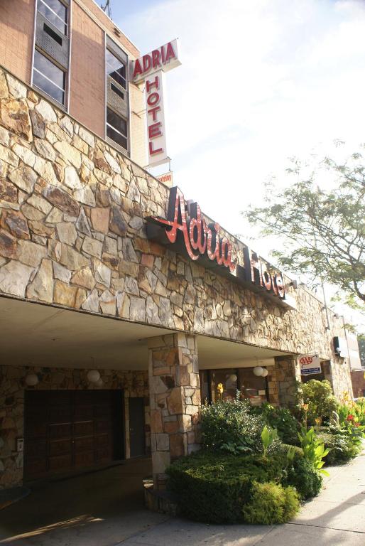 Adria Hotel and Conference Center - Image 5