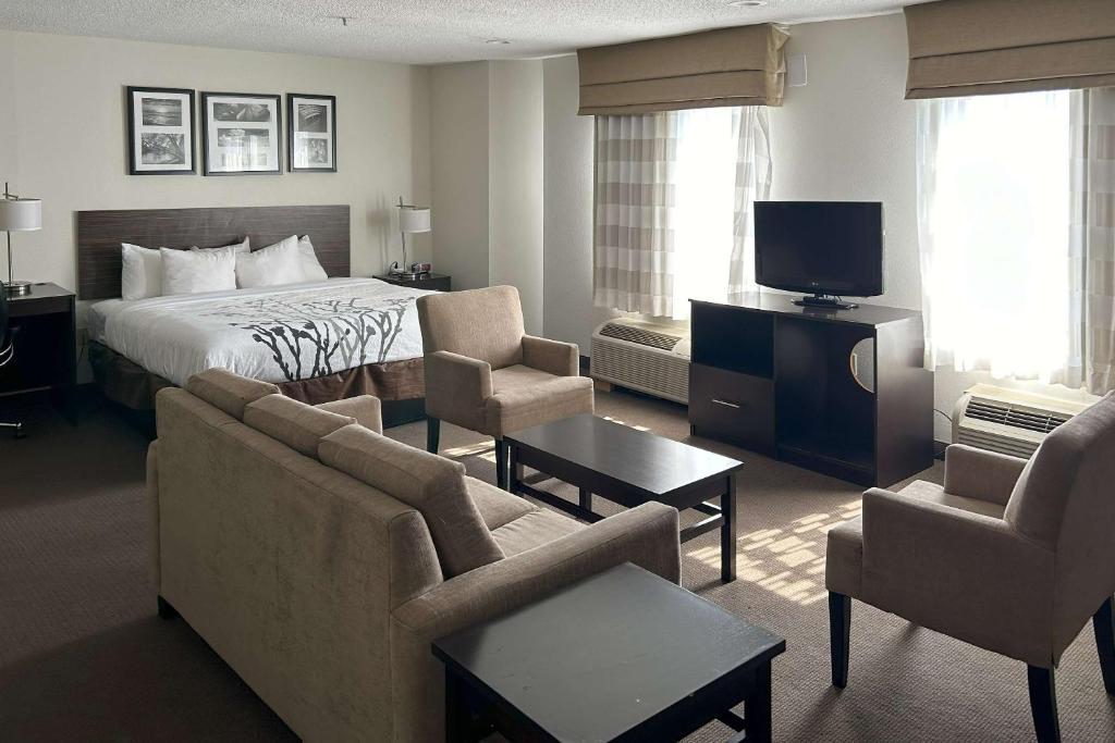 Sleep Inn Wilson near I-95 - Image 6