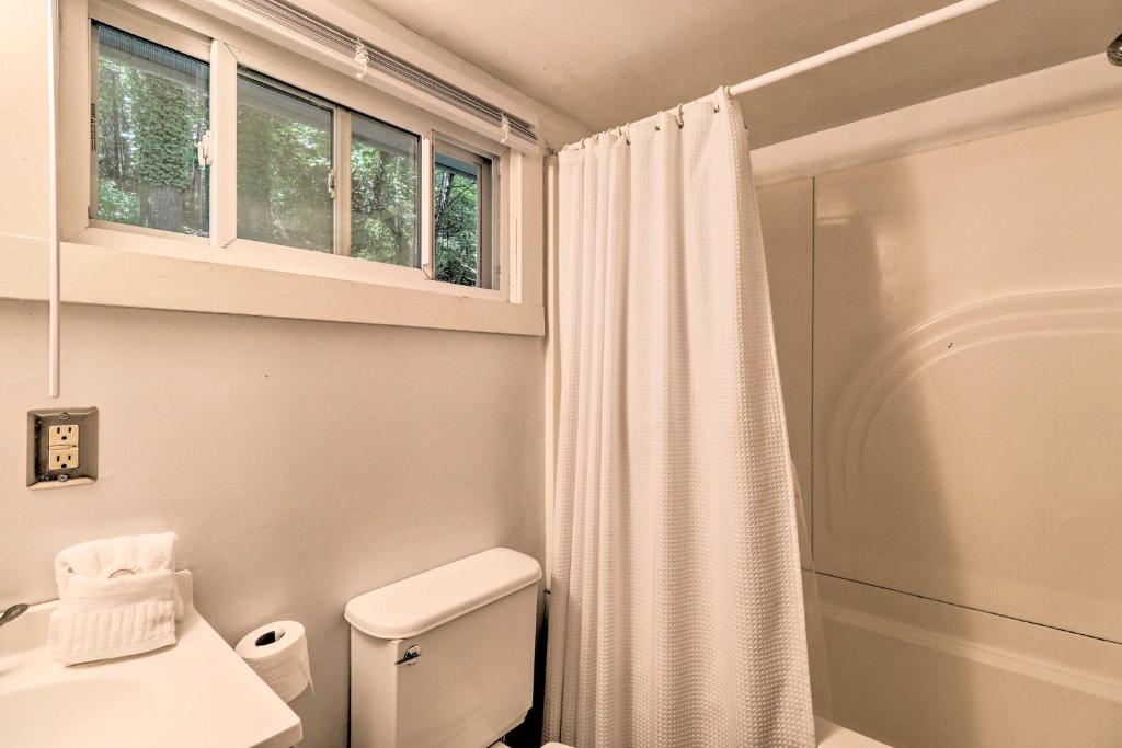 Hot Tub (Jacuzzi) - Photo 4