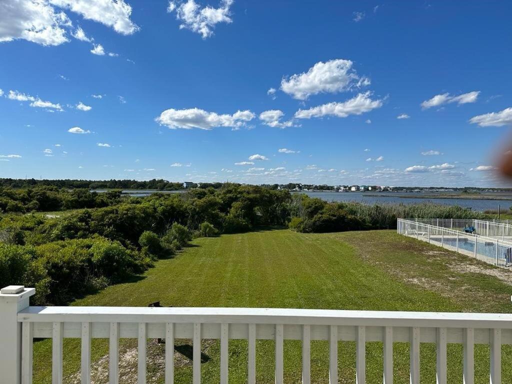 Beautiful beach and bayfront house - Image 5