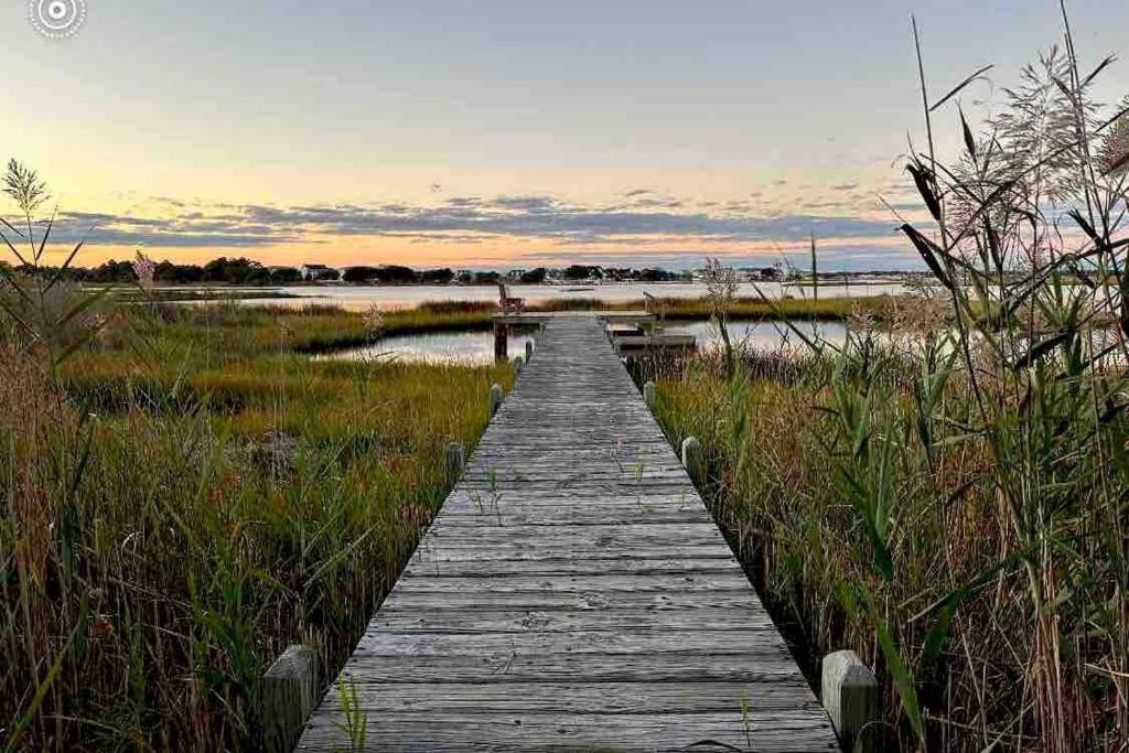 Beautiful beach and bayfront house - Image 6
