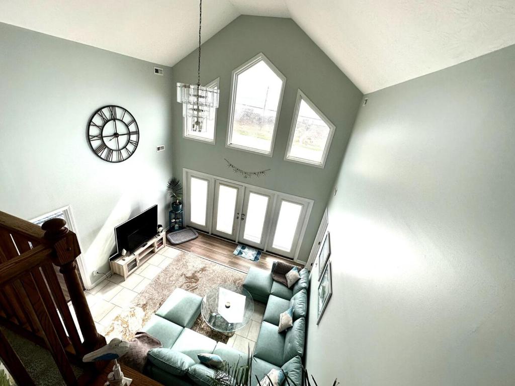 Beautiful beach and bayfront house - Image 7