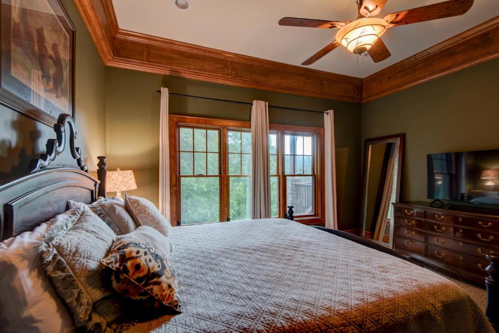 Birds Nest on Sugar Mountain - Image 5