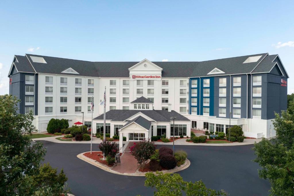 Hilton Garden Inn Roanoke Rapids - Image 7