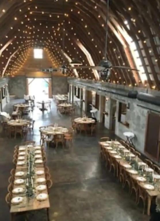 Beech Mtn Studio Retreat! Ski, Hike & Sip Nearby - Image 5