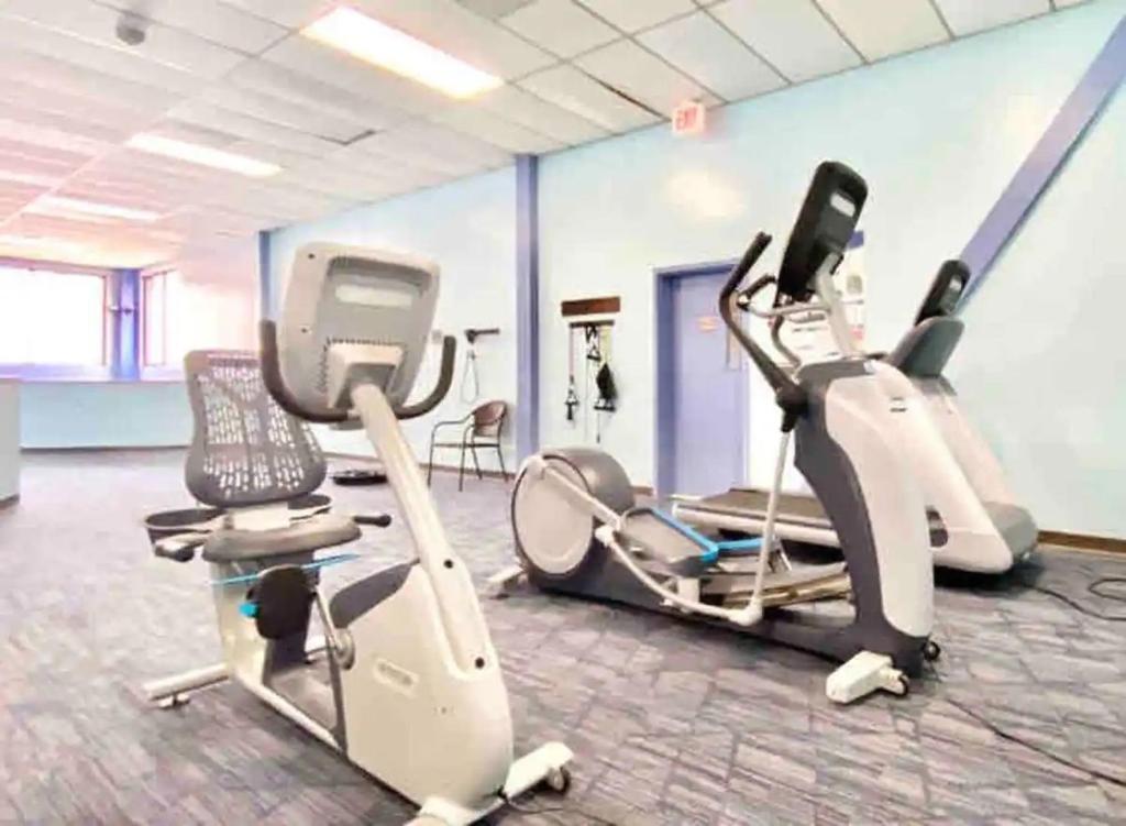 Beech Mtn Studio Retreat! Ski, Hike & Sip Nearby - Image 6