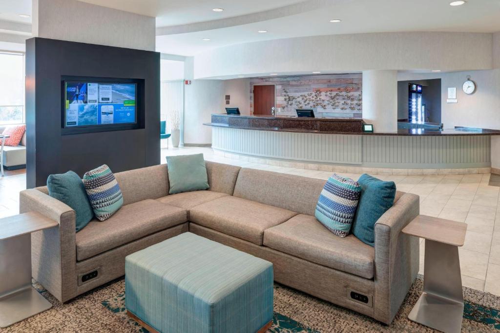 Courtyard by Marriott Carolina Beach Oceanfront - Image 6