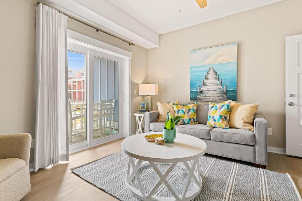 Cambridge Reserve at Bermuda Bay by KEES Vacations - Image 4