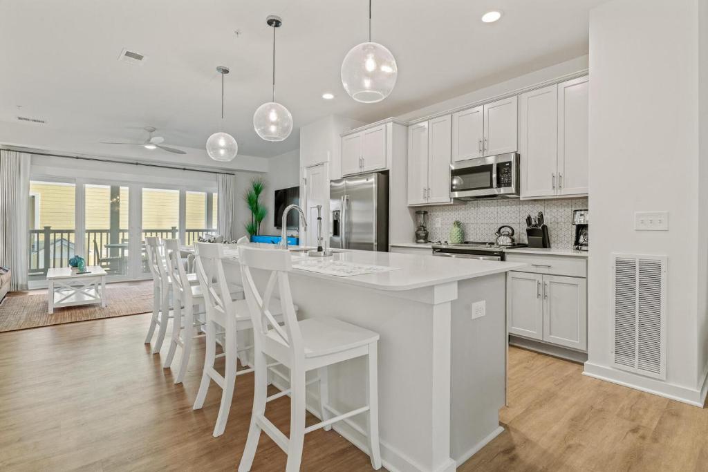 Cambridge Reserve at Bermuda Bay by KEES Vacations - Image 8