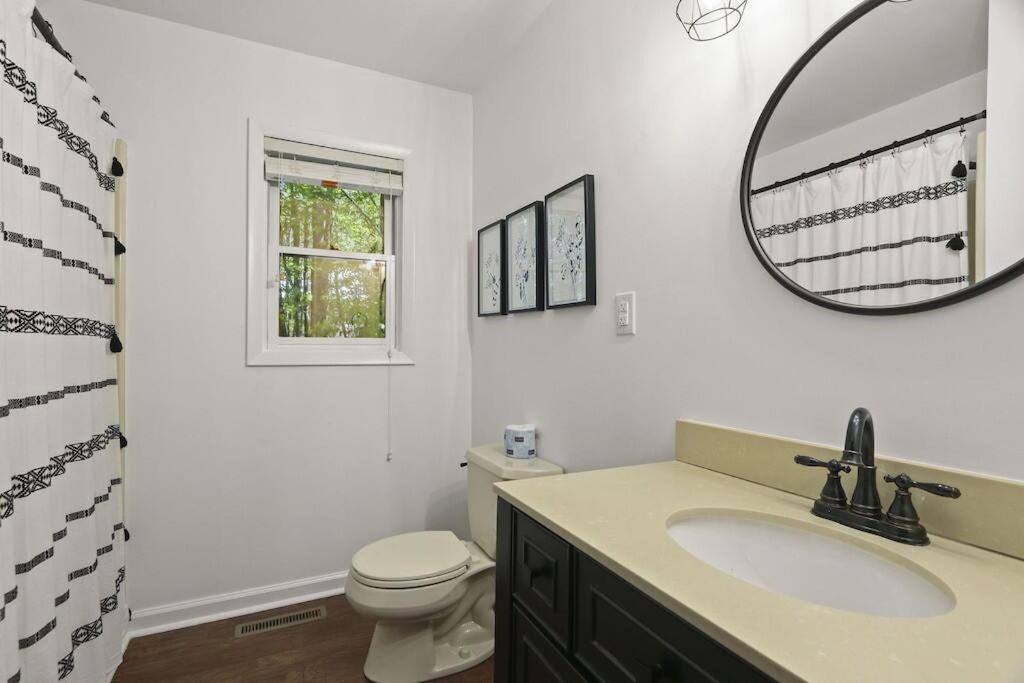 Mtn Oasis! HotTub! Pets Approved! 5min to Ski! - Image 8