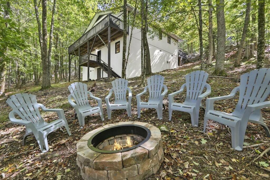 Mtn Oasis! HotTub! Pets Approved! 5min to Ski! - Image 6