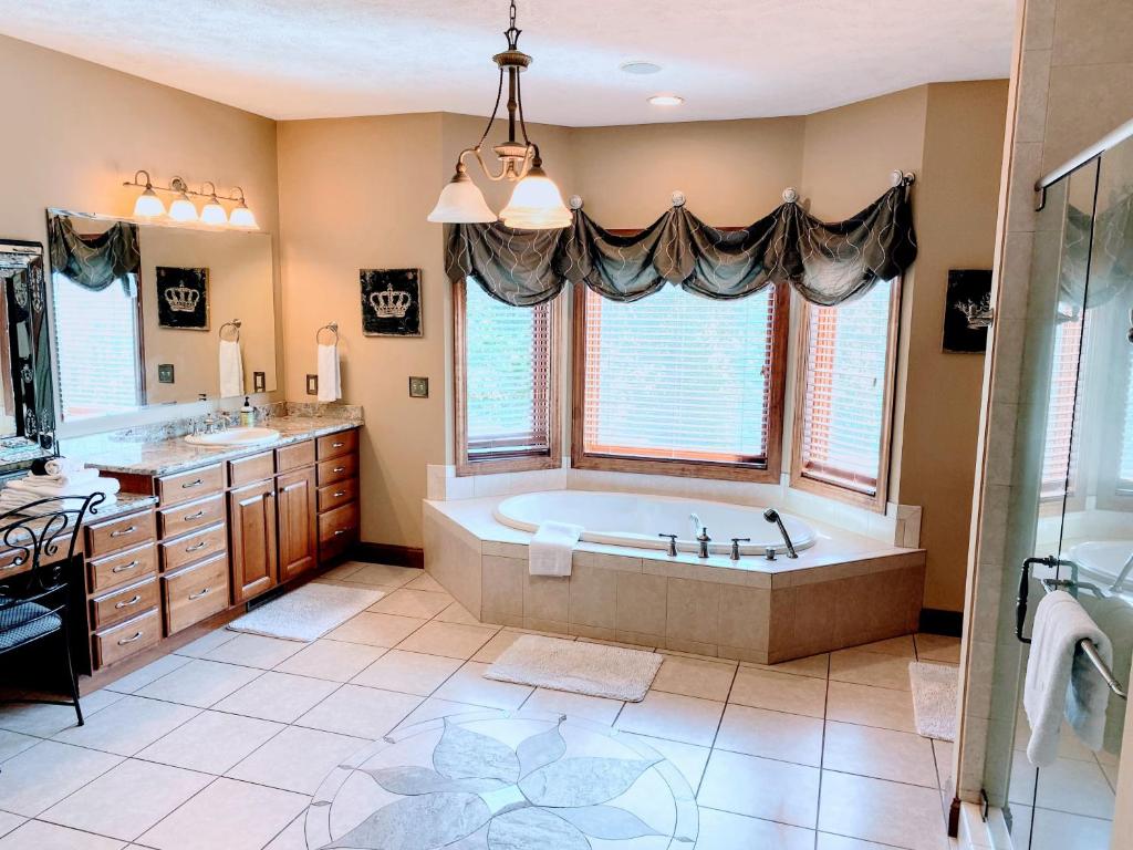 King Lodge - Image 7