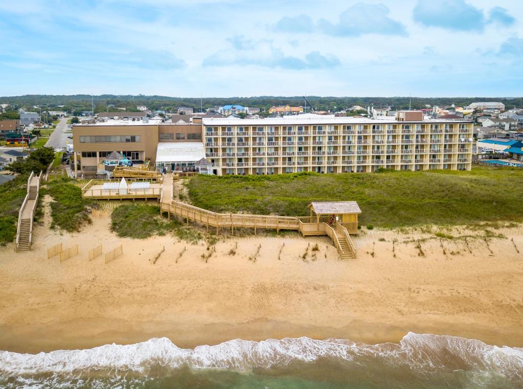 Ramada Plaza by Wyndham Nags Head Oceanfront - Image 7