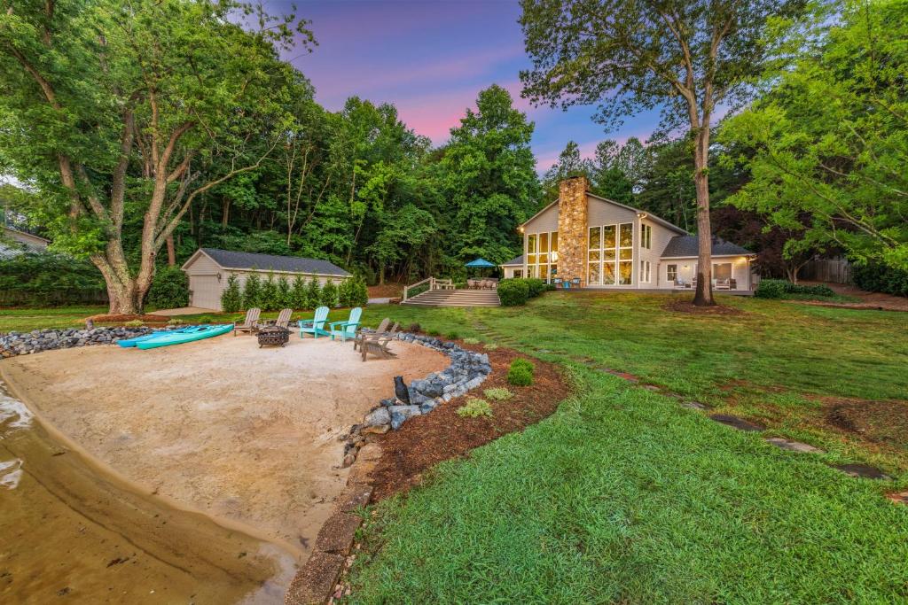 Lakeside Story - Image 4