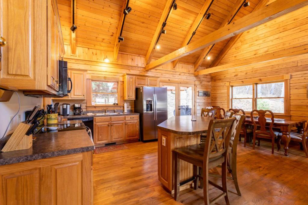 Waters Edge Retreat - Image 4