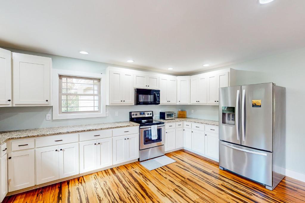 The Retreat at Fern Cove - Image 4