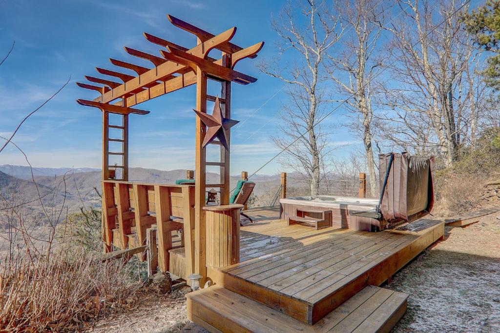 Hot Tub (Jacuzzi) - Photo 4