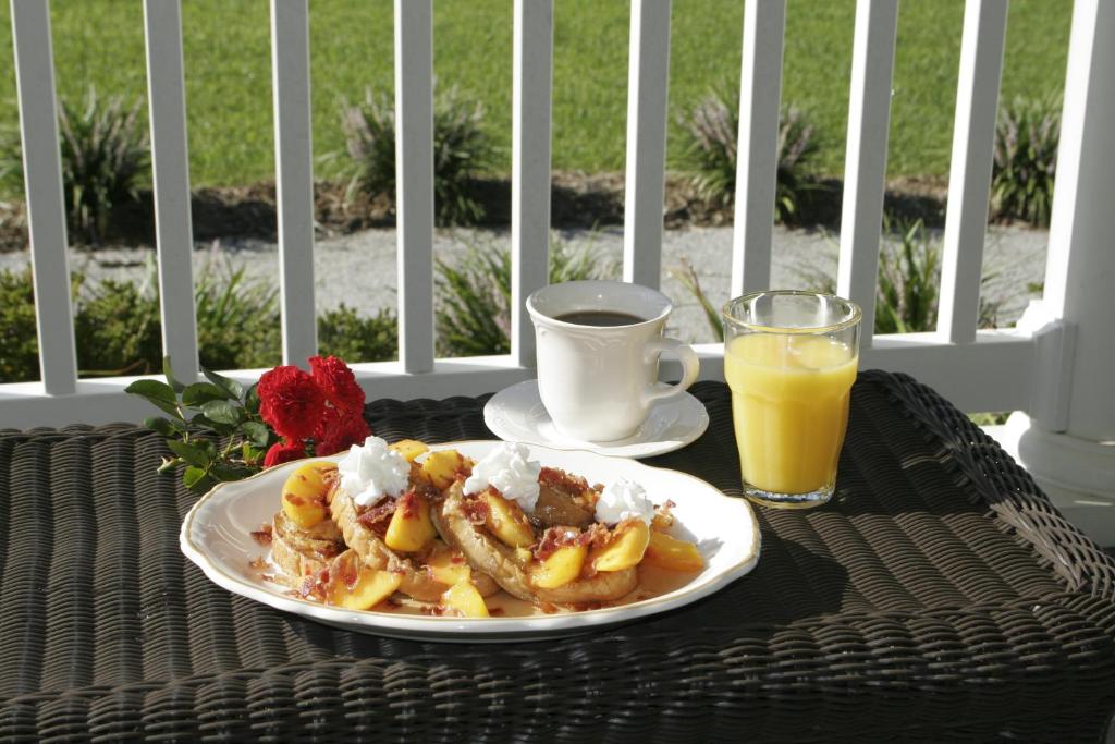 Seven Oaks Bed & Breakfast - Image 4