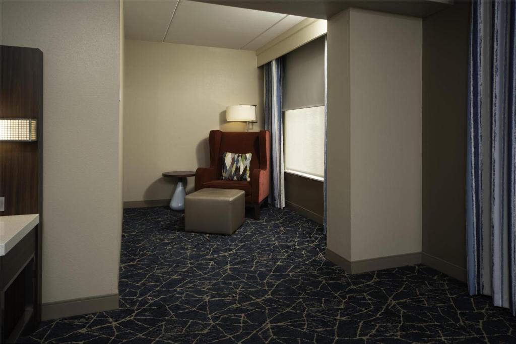 Hilton Garden Inn Fayetteville/Fort Bragg - Image 6