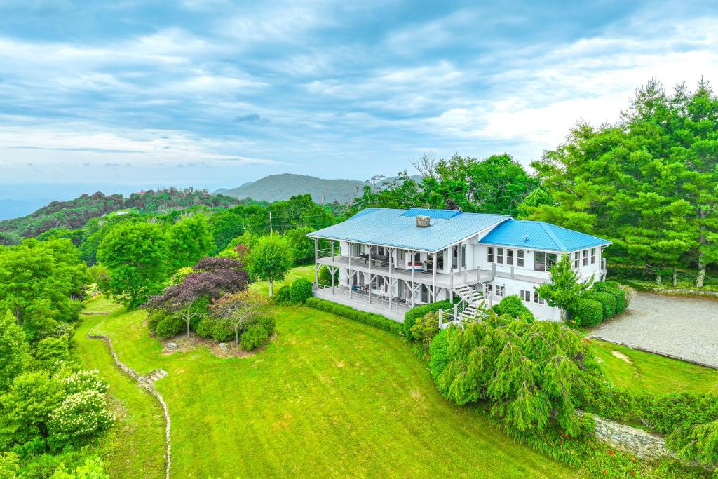 Near Hiking Trails Luxe Canton Getaway with Grill - Image 6