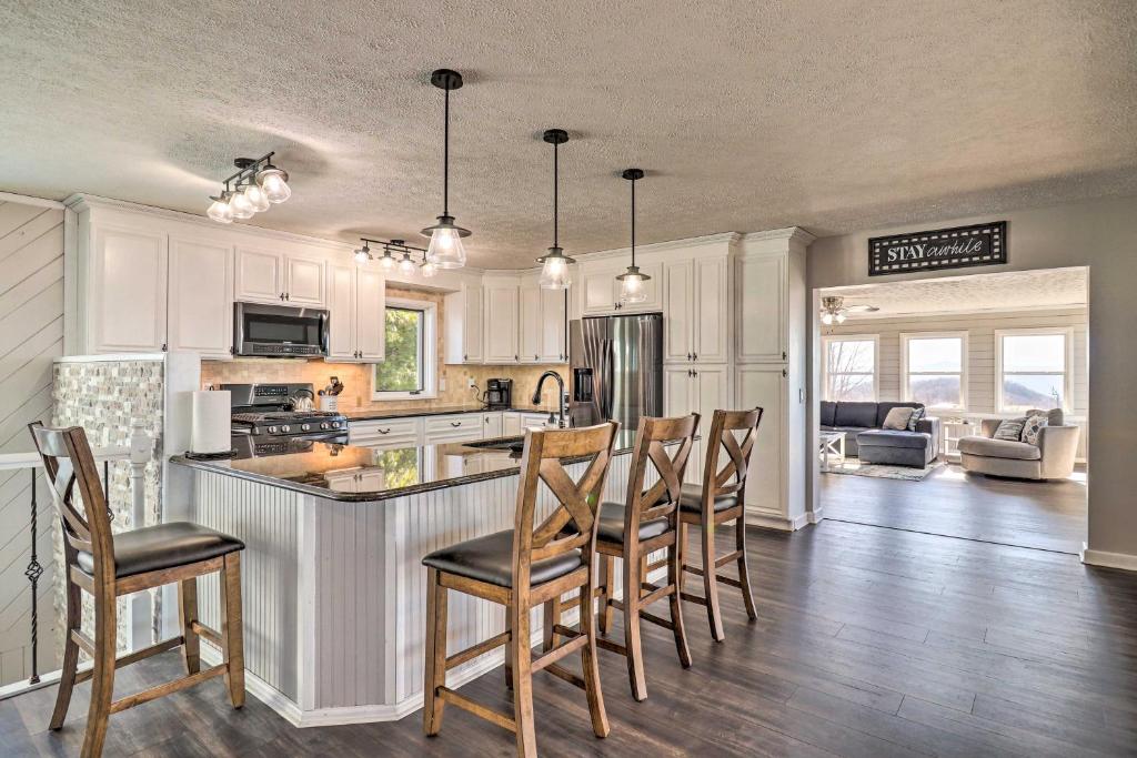 Near Hiking Trails Luxe Canton Getaway with Grill - Image 4