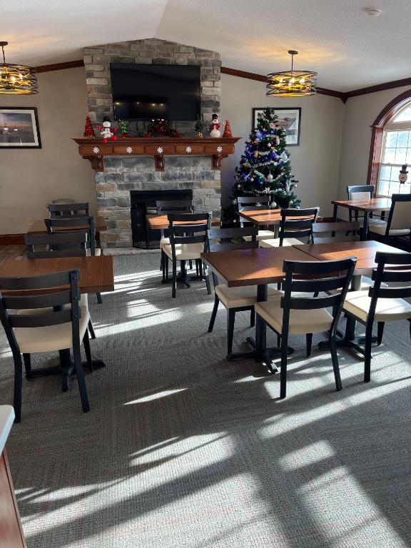 Fireside Inn and Suites