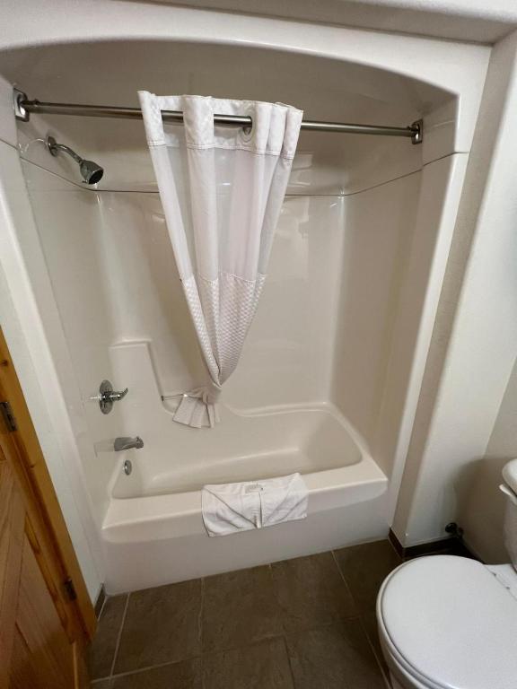 FairBridge Inn & Suites Williston